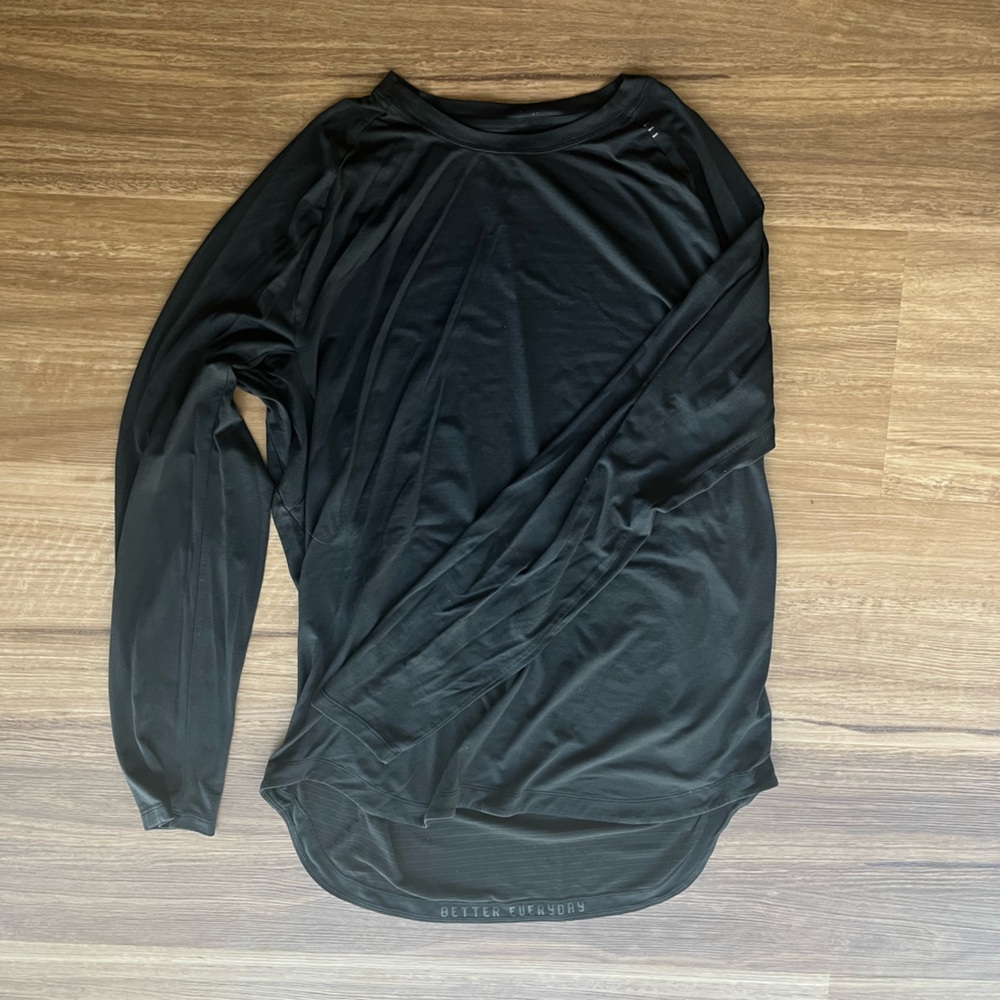 Men’s Lululemon drysense long sleeve shirt